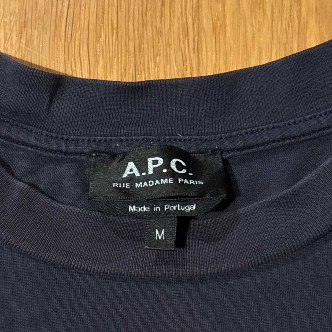 Mörkblå långärmad tröja från A.P.C. - 2