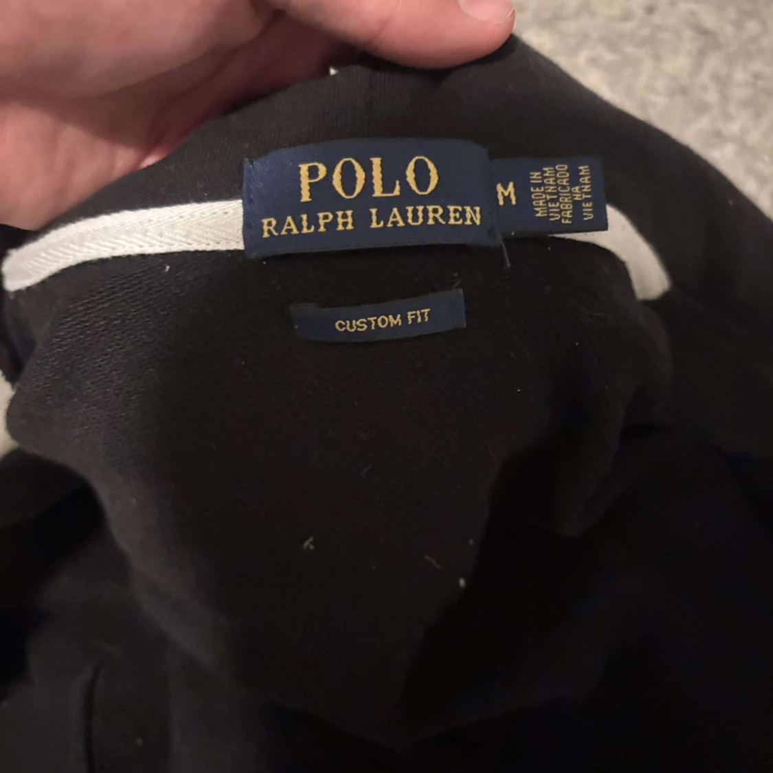 Svart hoodie från Polo Ralph Lauren - 2