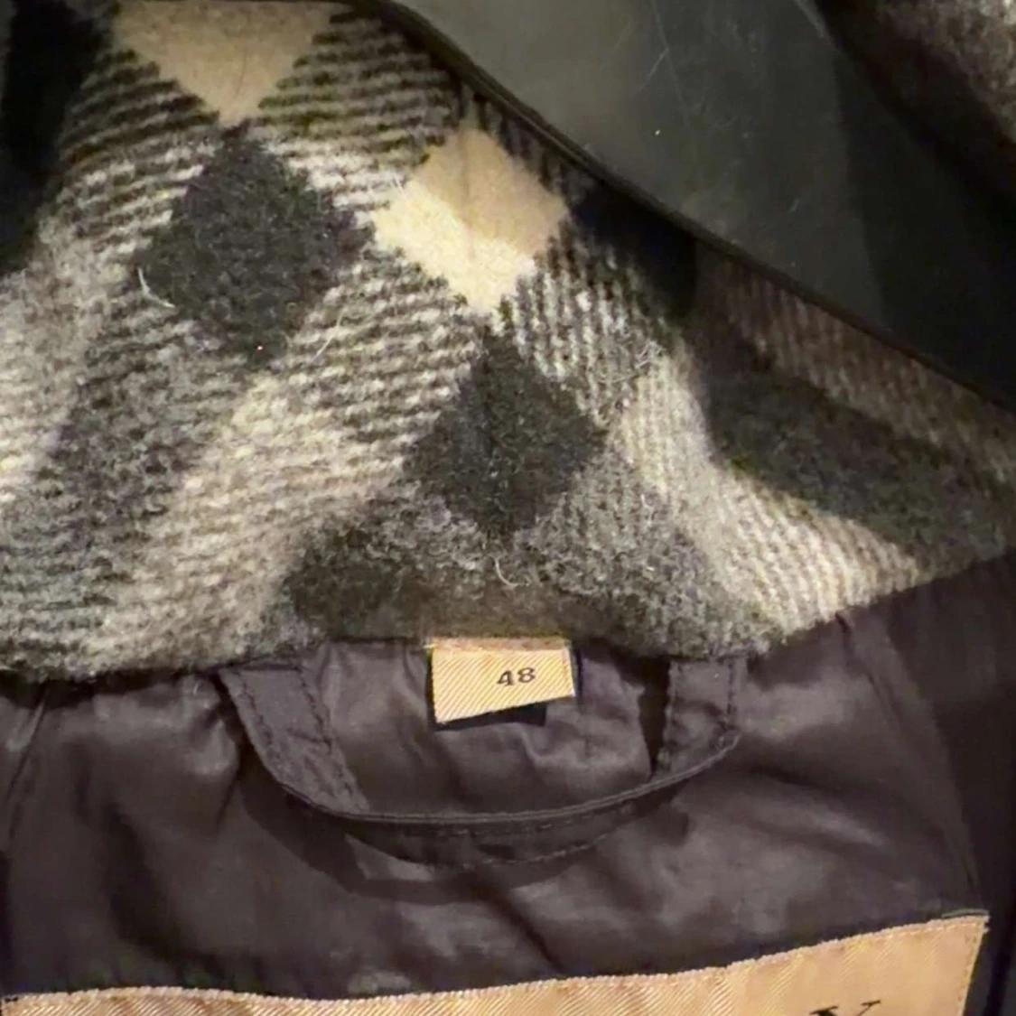 Burberry Hartson down parka - 4