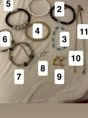 Olika smycken  - De kostar 20kr/st!!