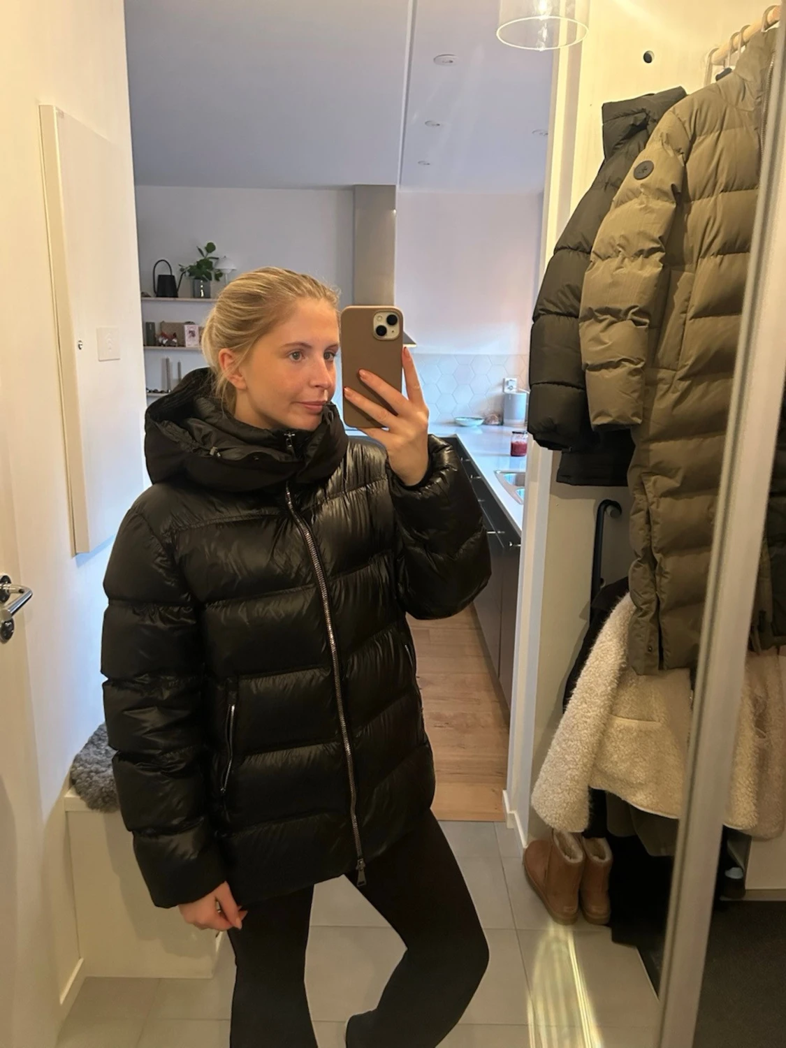 Svart Massimo Dutti jacka đ€