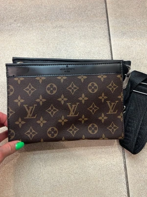 Snygga väskan - Säljer fina väskan och har gått bra 