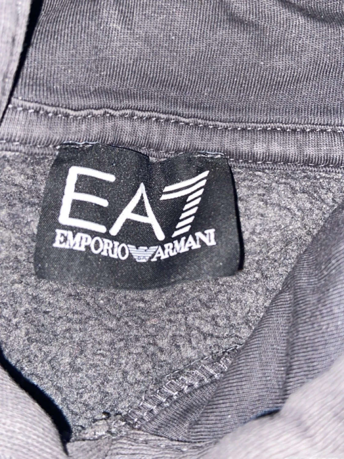 Svart hoodie från EA7 Emporio Armani - 2