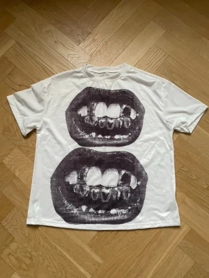 Rocha me tryck - Säljernen Tisha me tryck