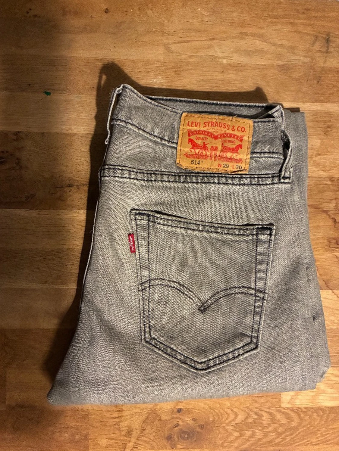 Levi's 514 grå jeans straight fit
