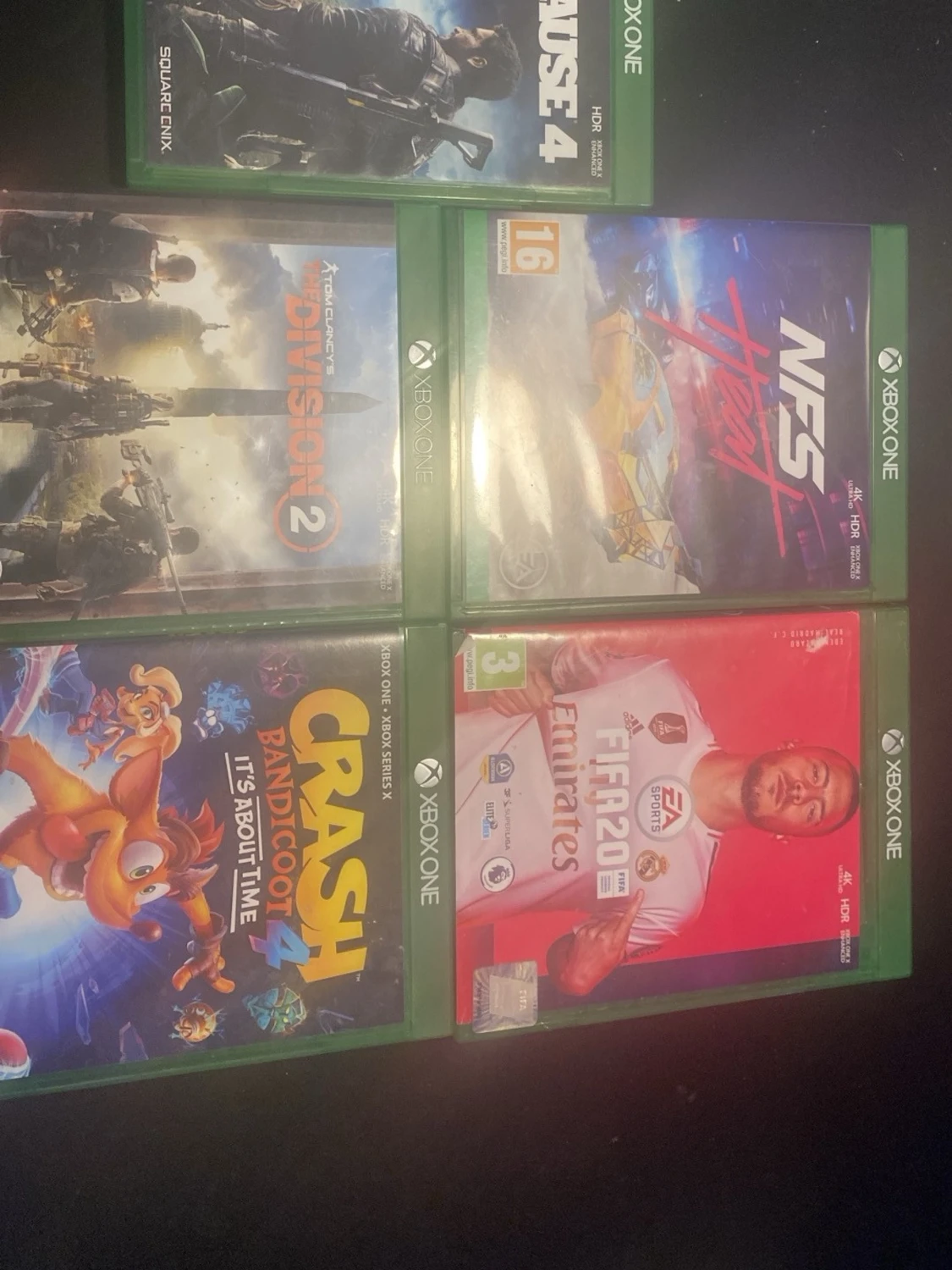 Xbox One spelpaket med 5 titlar