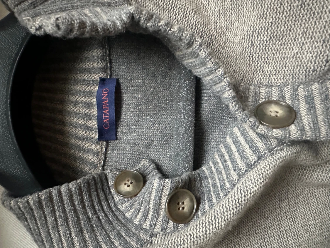 Grå cardigan från italienska Catapano - 2