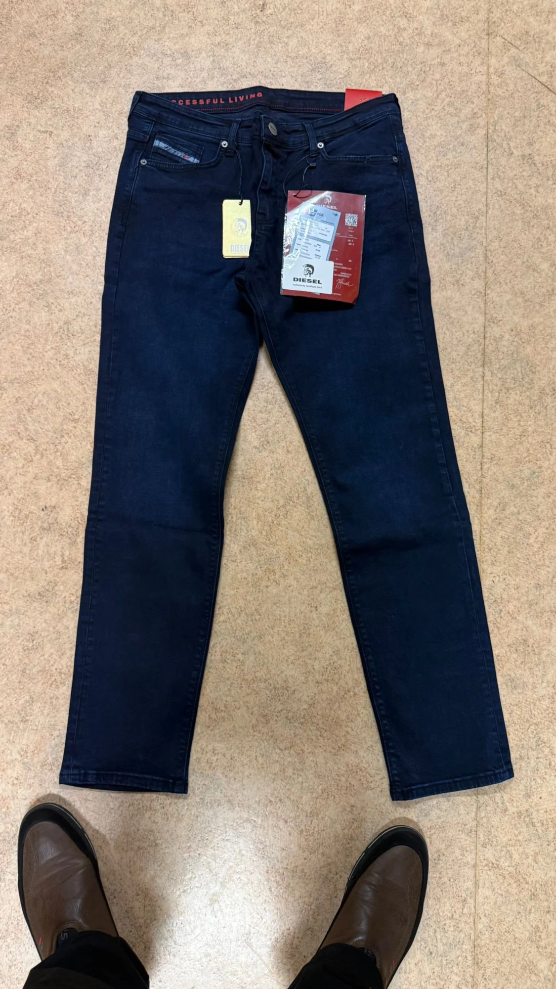Mörkblå Diesel jeans tapered fit - 3