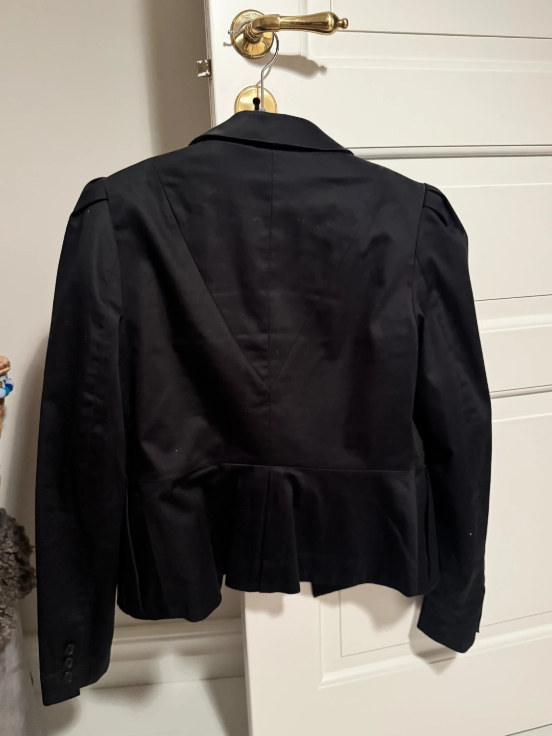 Svart kavaj från H&M, stl 38 - 1