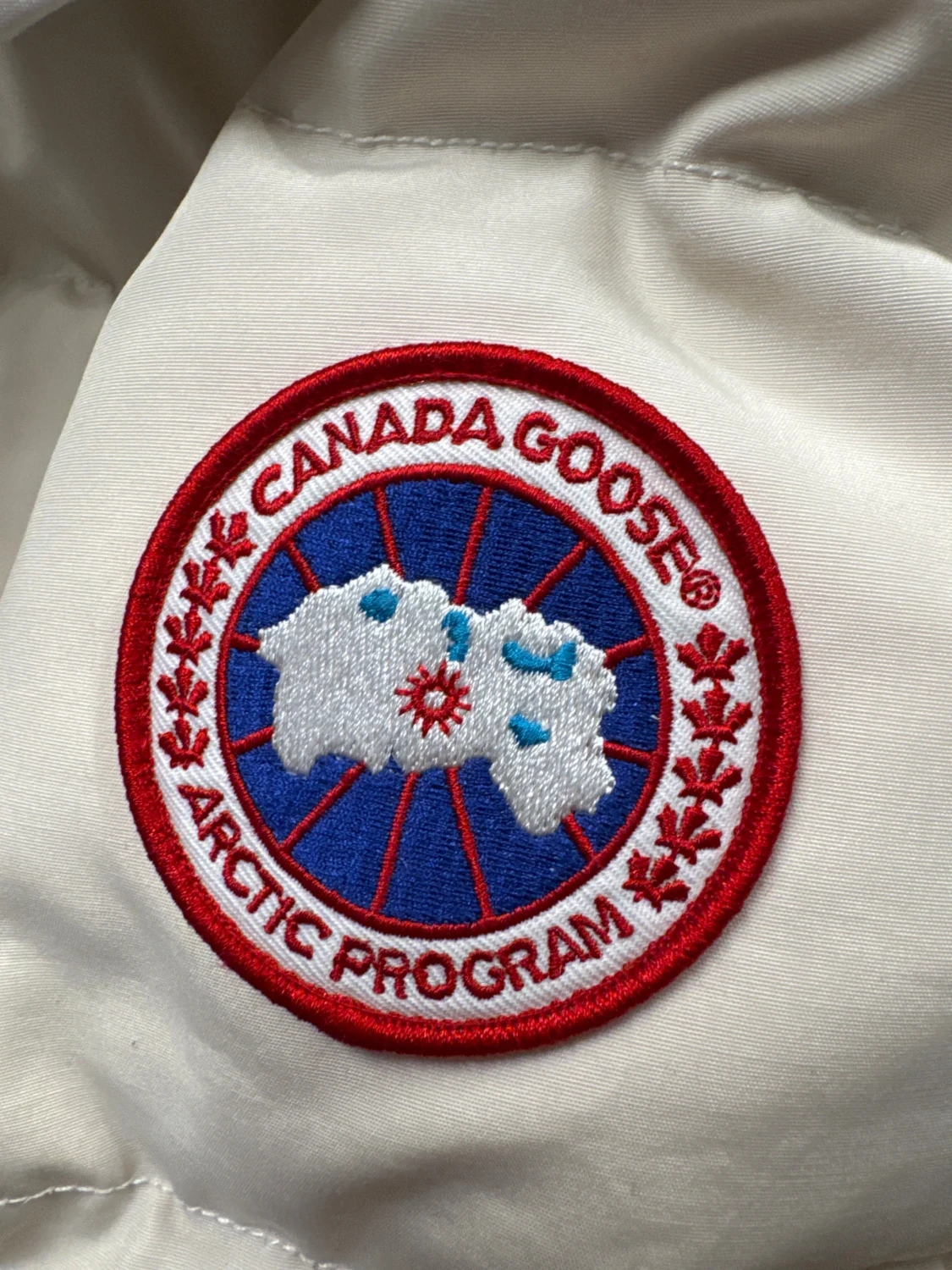 Vit pufferjacka från Canada Goose - 3