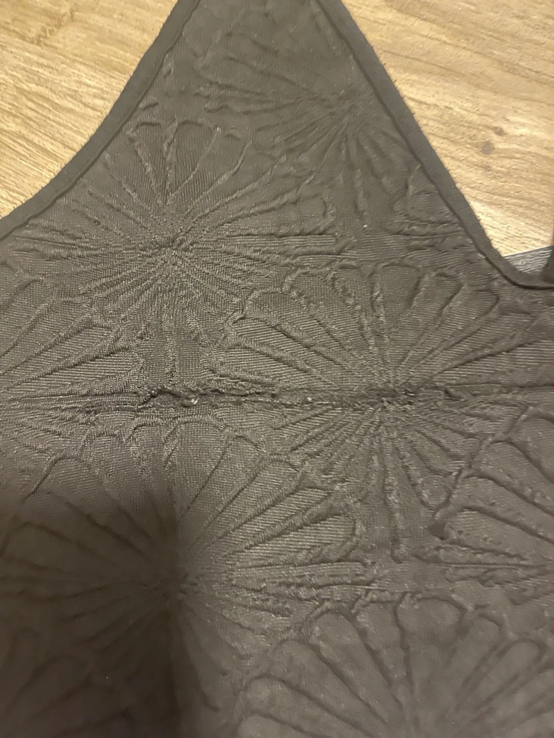 2 croppade linne-toppar, svart & rosa - 2