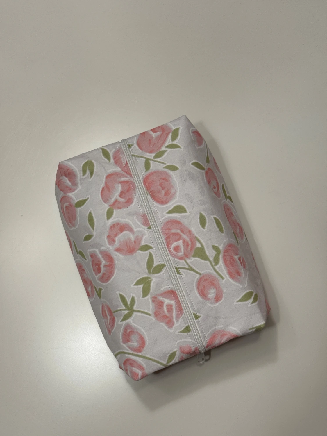 Handgjord necessär av second hand tyger - 1