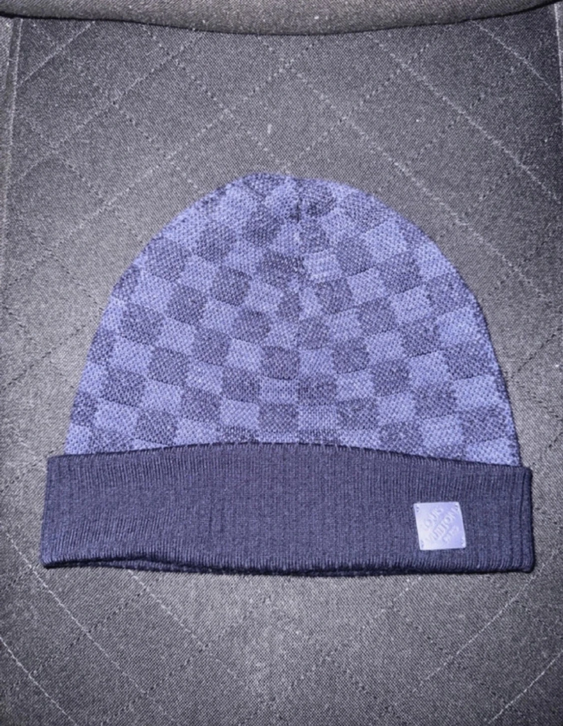 Blå rutig mössa från Louis Vuitton