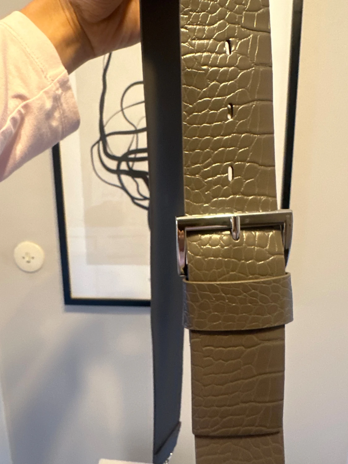 Grå axelväska med croco-mönster från cw<3 - 4