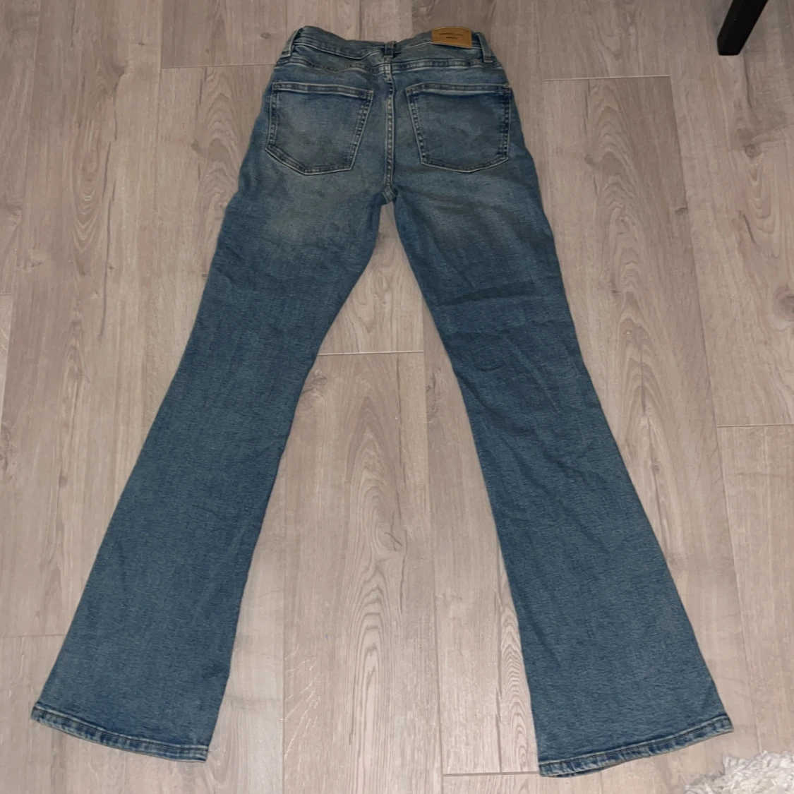 Bootcut jeans från Gina Tricot, blå - 1