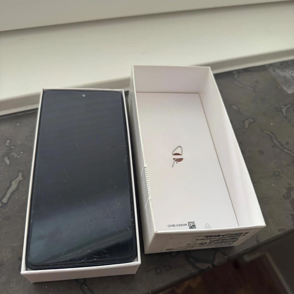 Samsung Galaxy A71 - 2