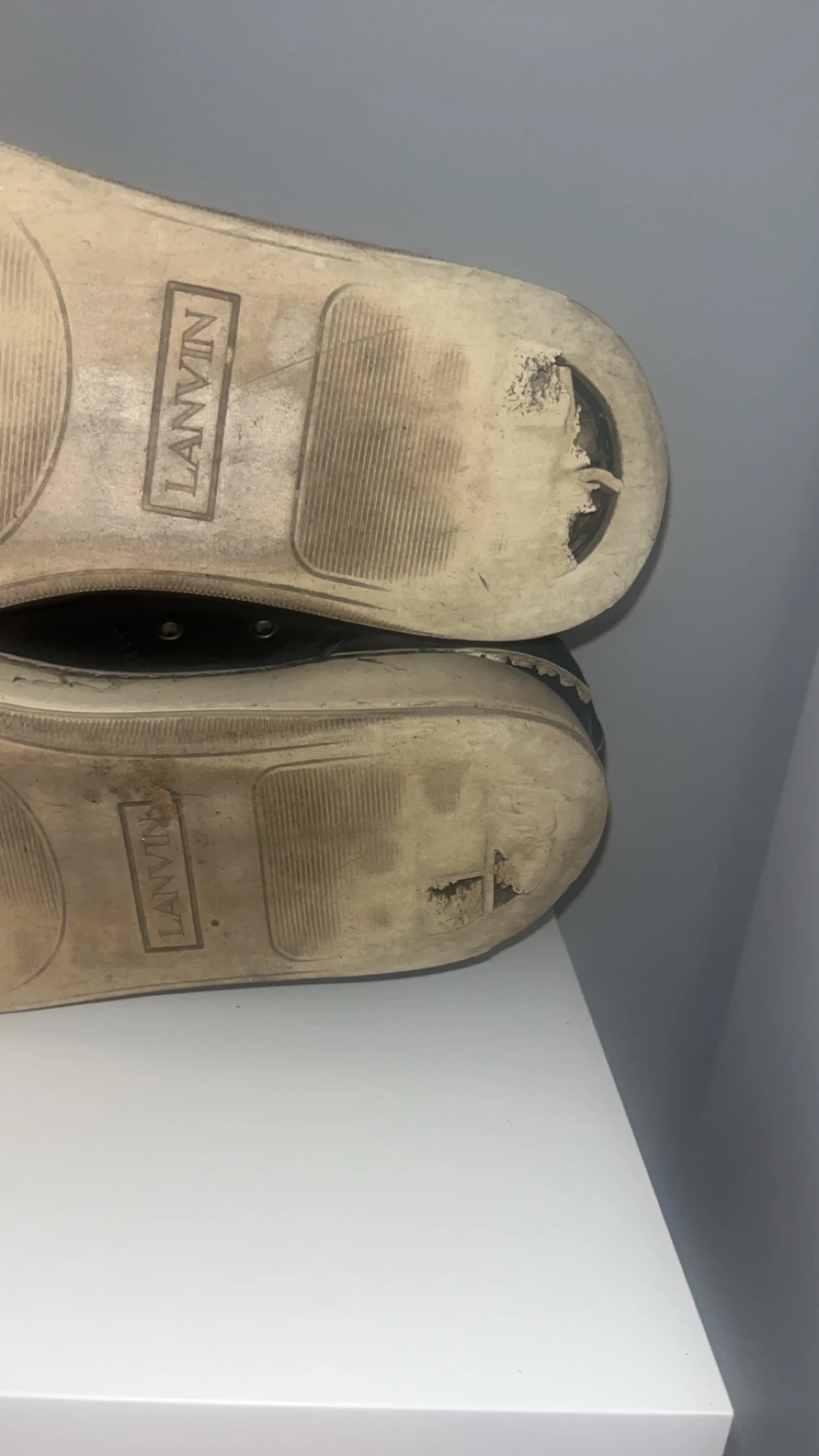 Lanvins  - 5