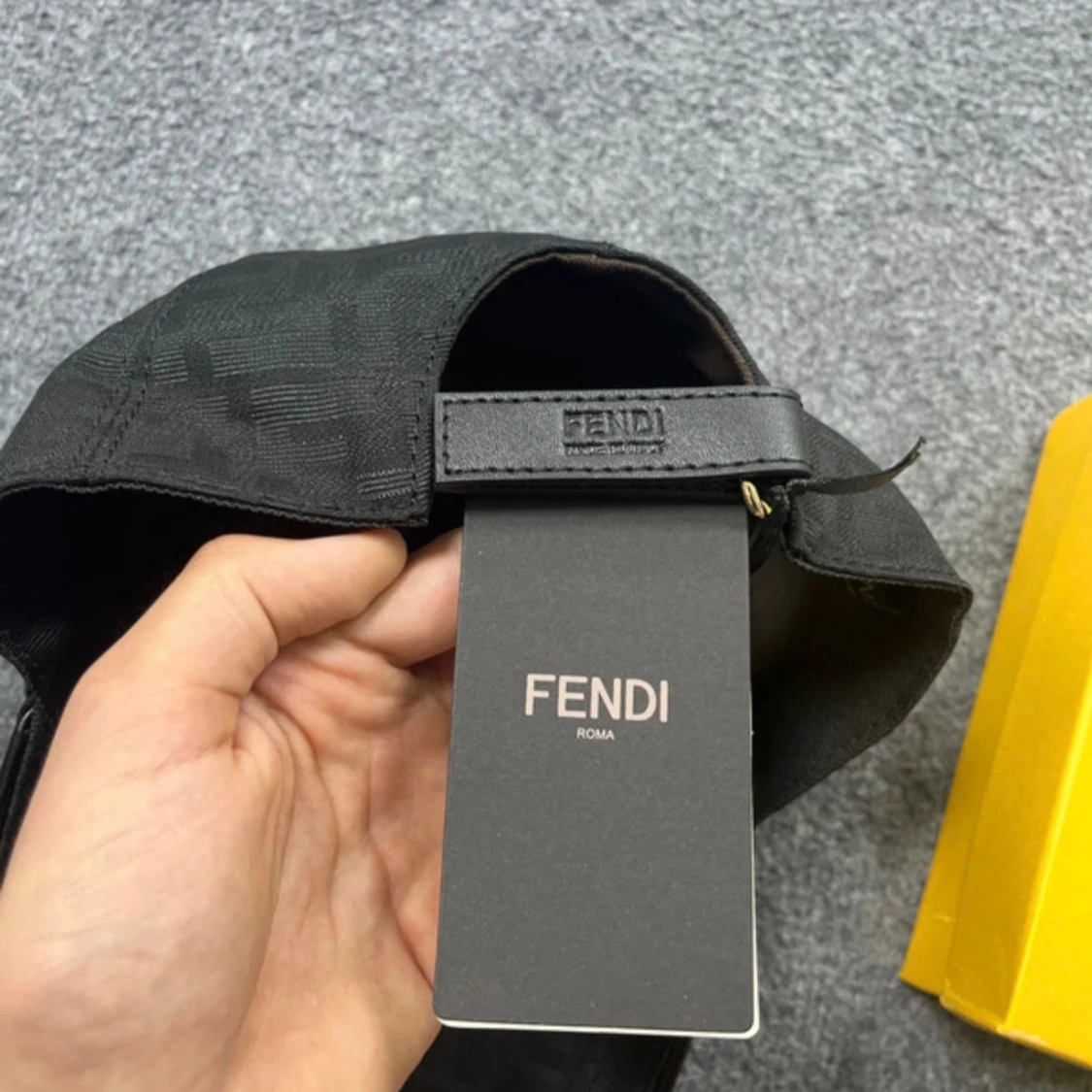 Fendi Keps - 1