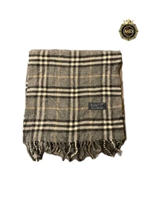 Burberry halsduk  - Burberry halsduk | skick 8,5/10 | färg: grå | nypris ca 4000kr | Skirv vid frågor | MD closet 