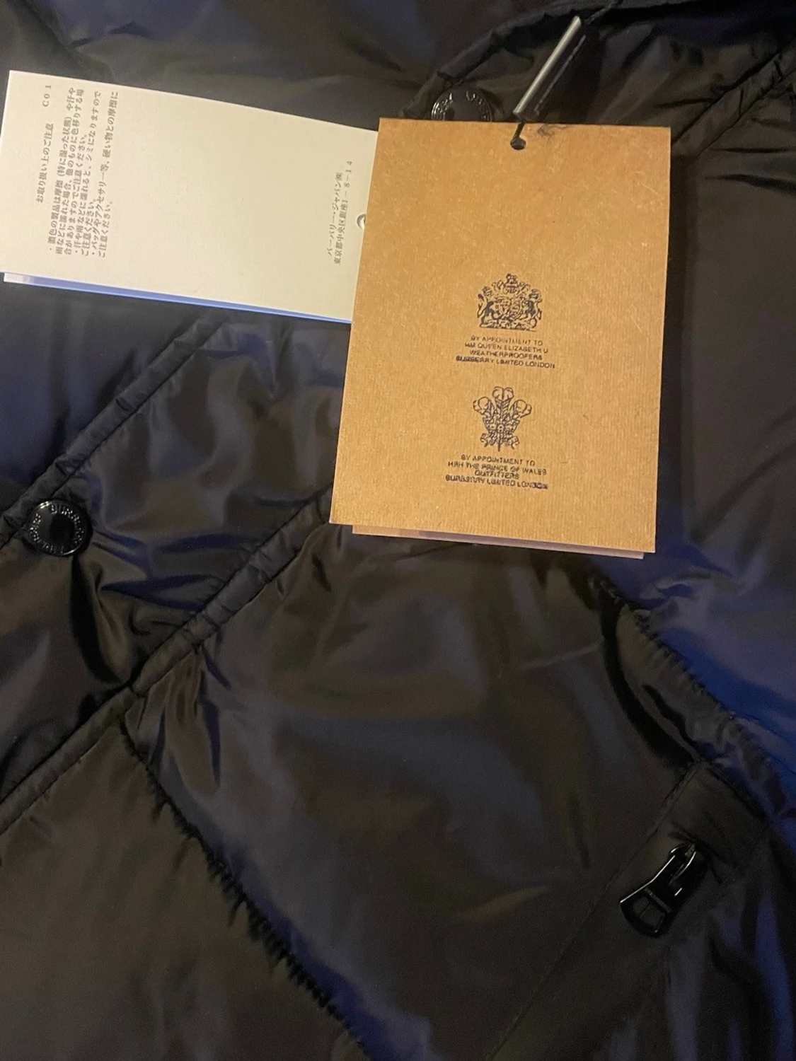 Svart pufferjacka från Burberry - 4