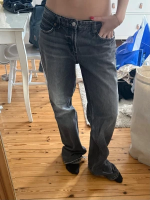 Zara jeans  - Bagy raka jeans från zara! 