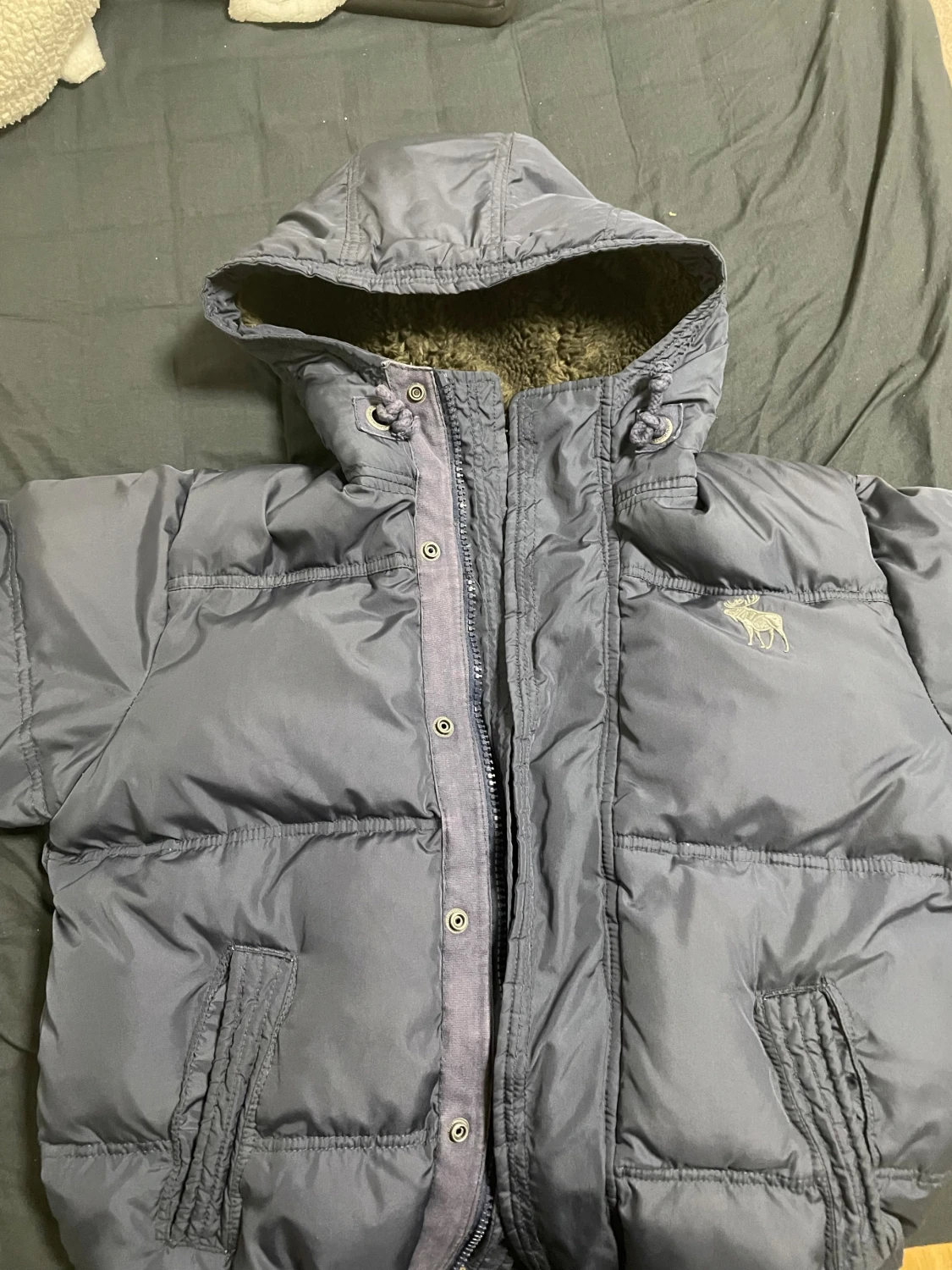 Mörkblå pufferjacka Abercrombie S