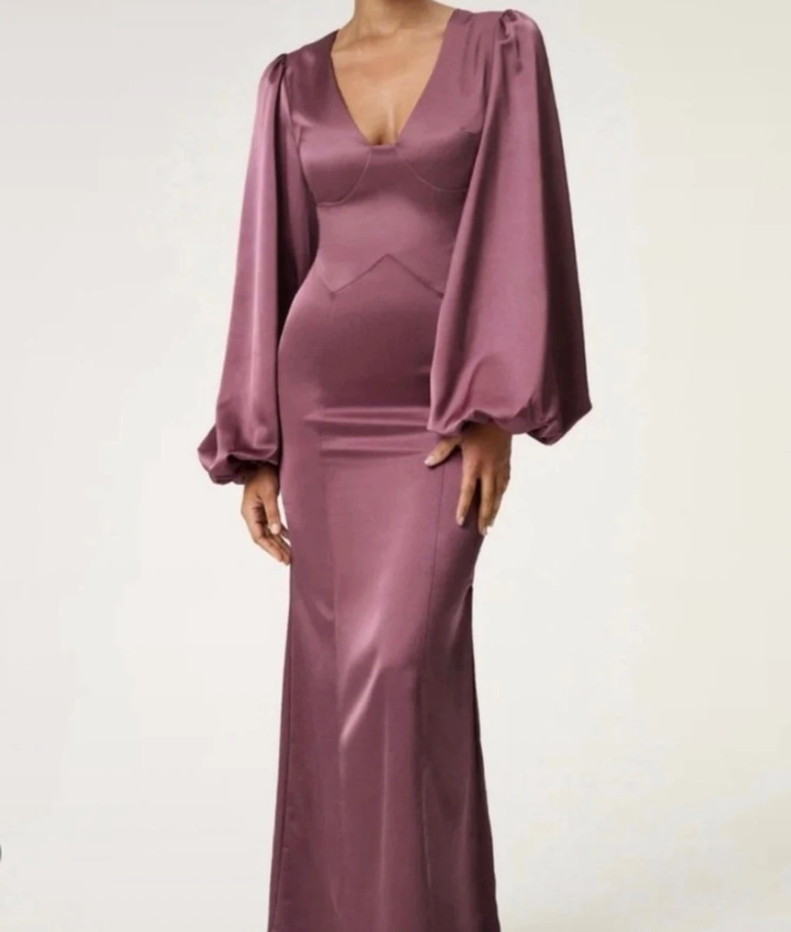 Lång lila satin-klänning från Adoore - 3