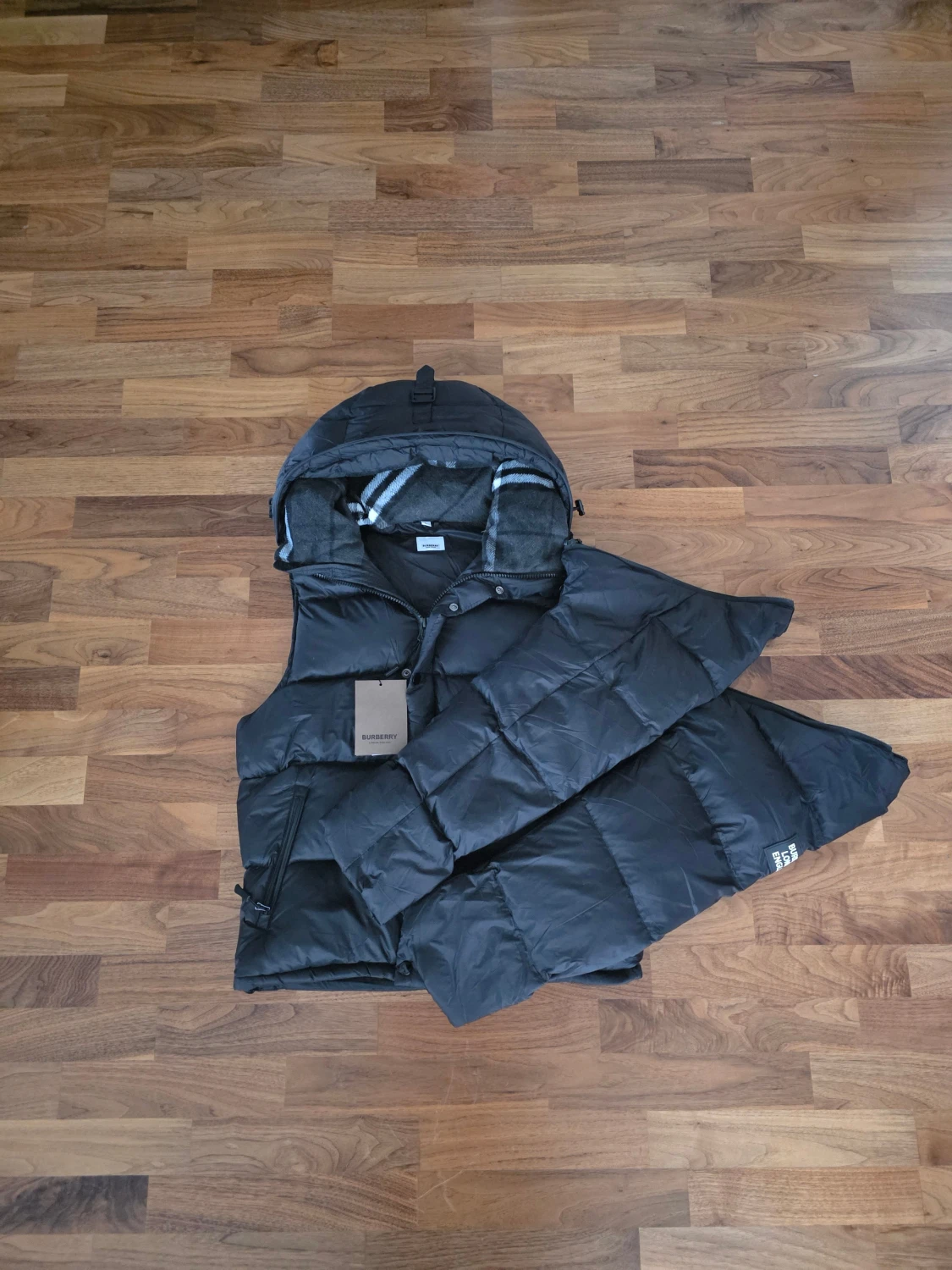 Burberry Puffer - 6
