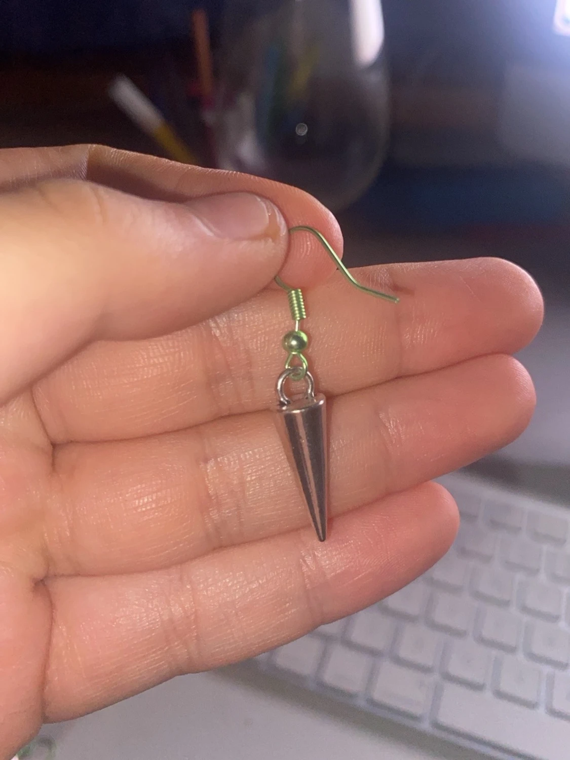 VÄRDENS COOLASTE ÖRHÖGE SÄLJS SOM PAR