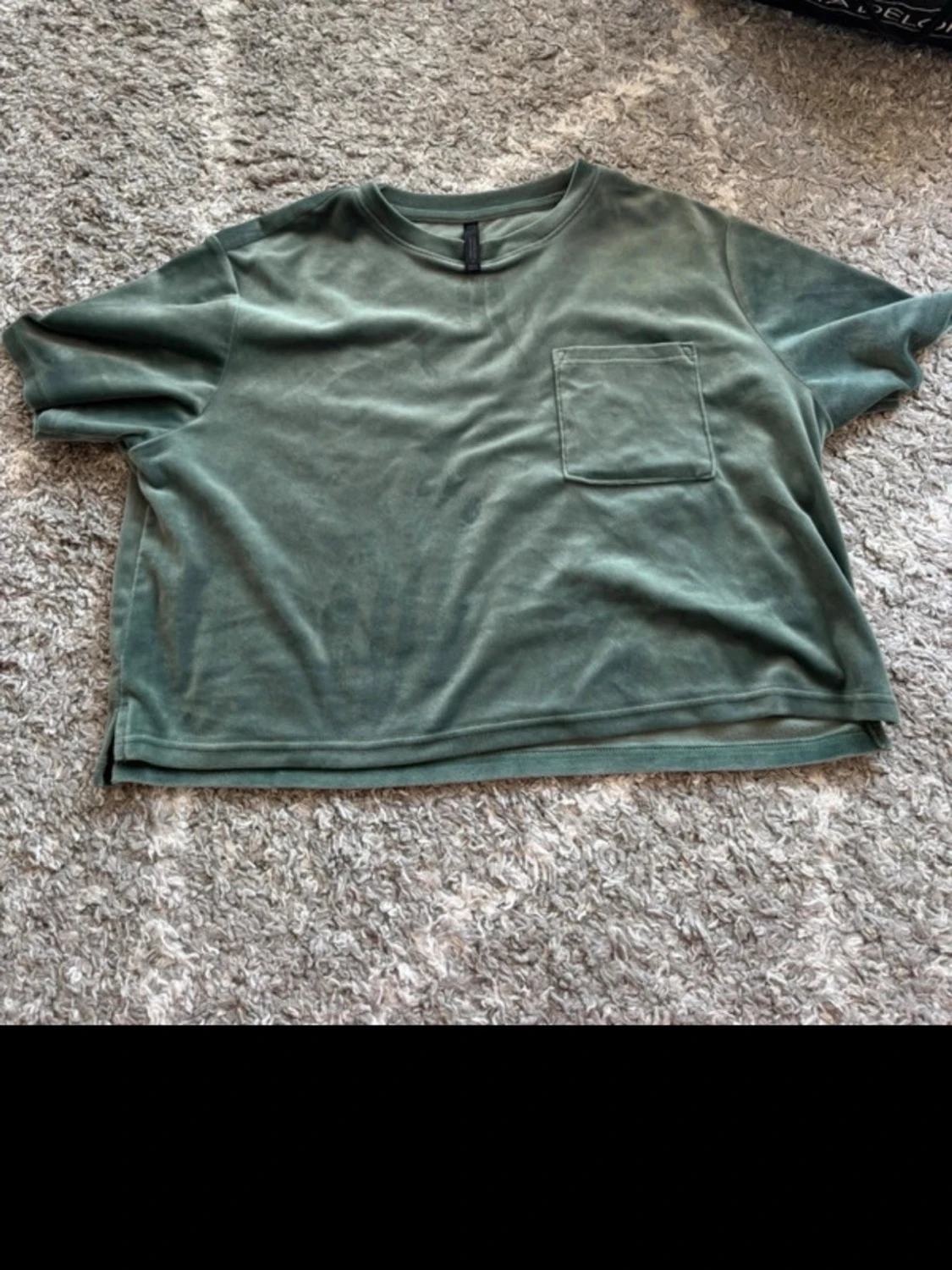 Grön croppad t-shirt från Brandy Melville