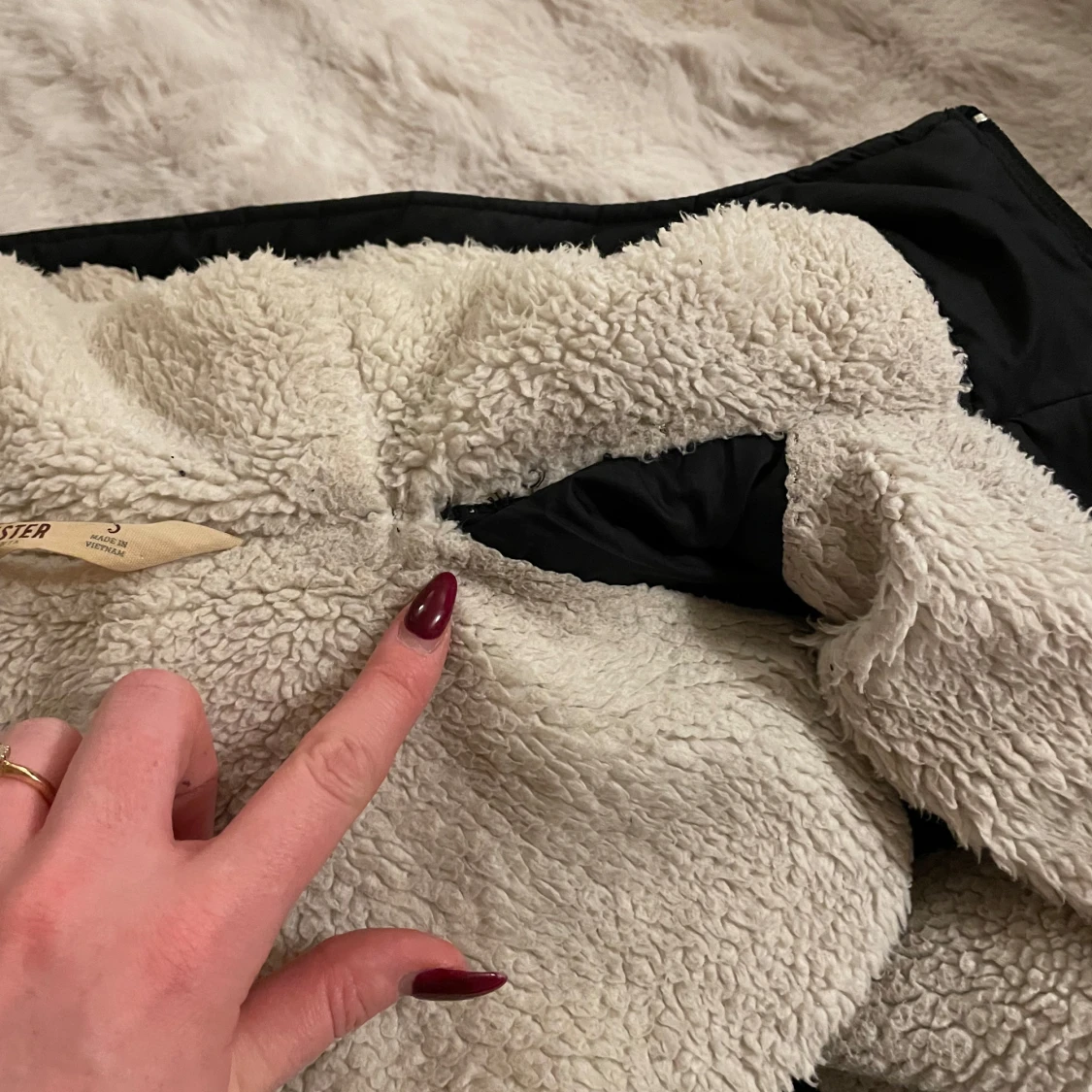 Svart pufferjacka med teddyfoder - 4