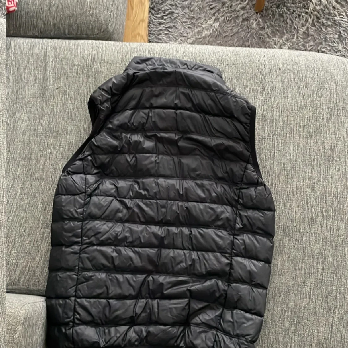 Svart dunväst från Emporio Armani EA7 - 1