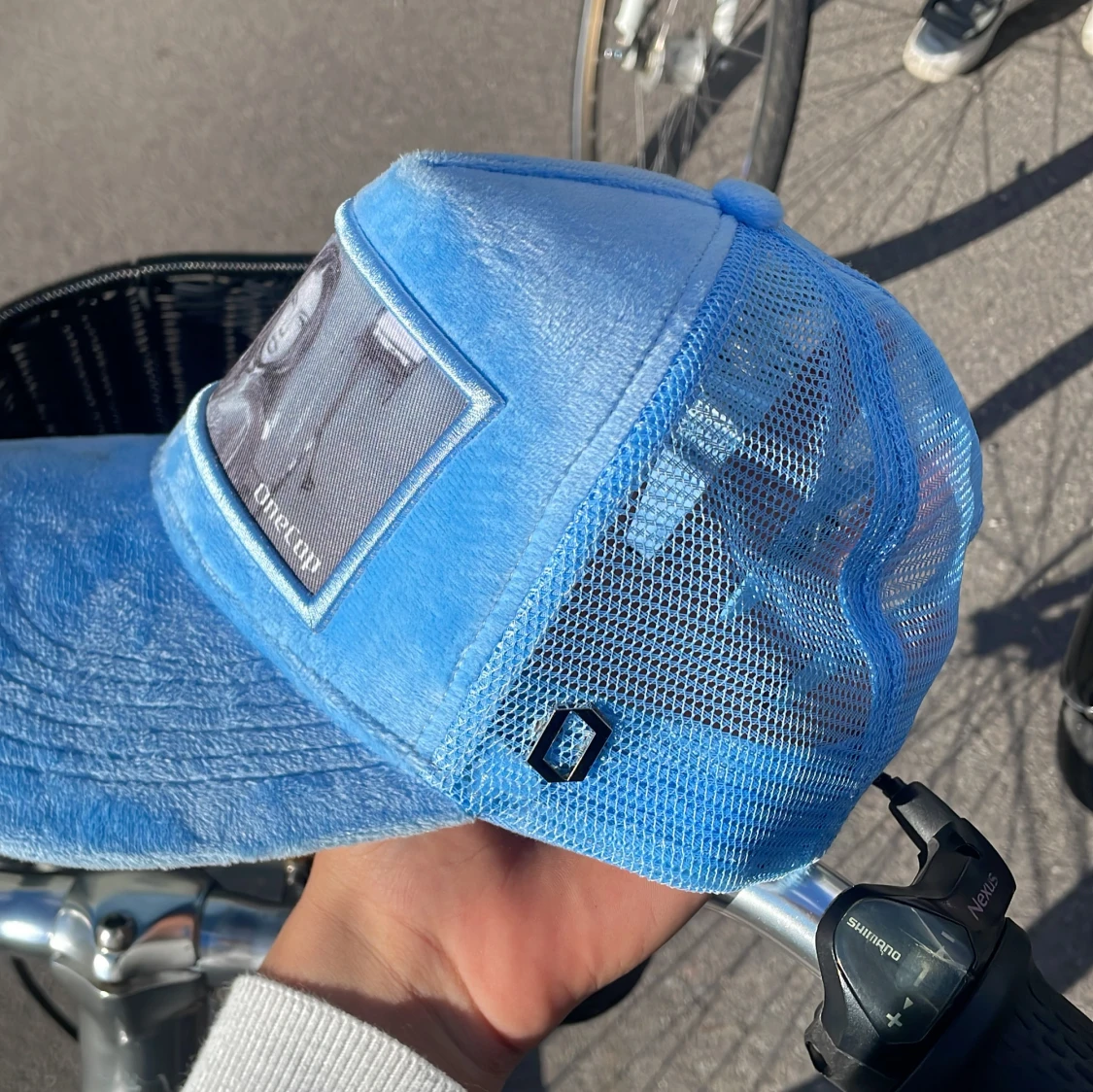 Blå Onecap keps med mesh och bild från Frank vibes - 3