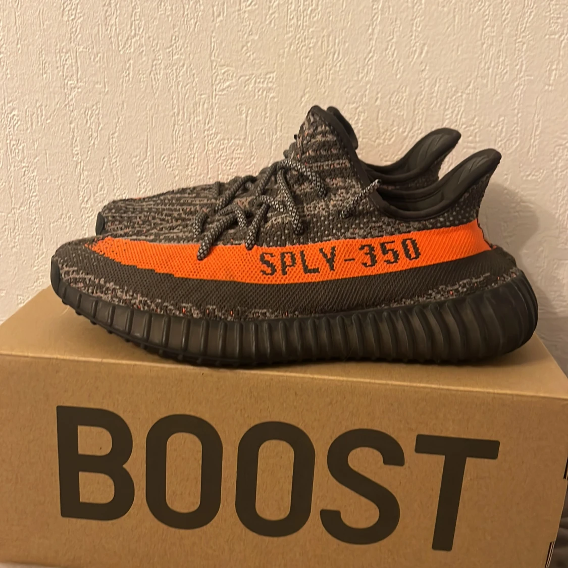 Yeezy 350 V2 - 1