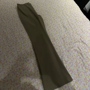 Kostymbyxor  - Bootcut kostymbyxor