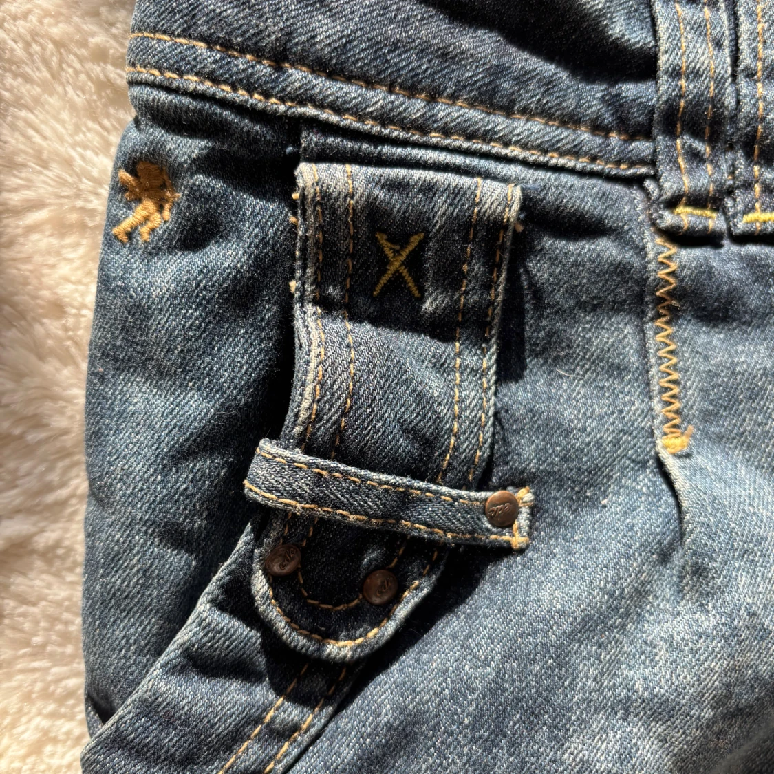 Jeanskjol från Esprit i mörk denim - 3