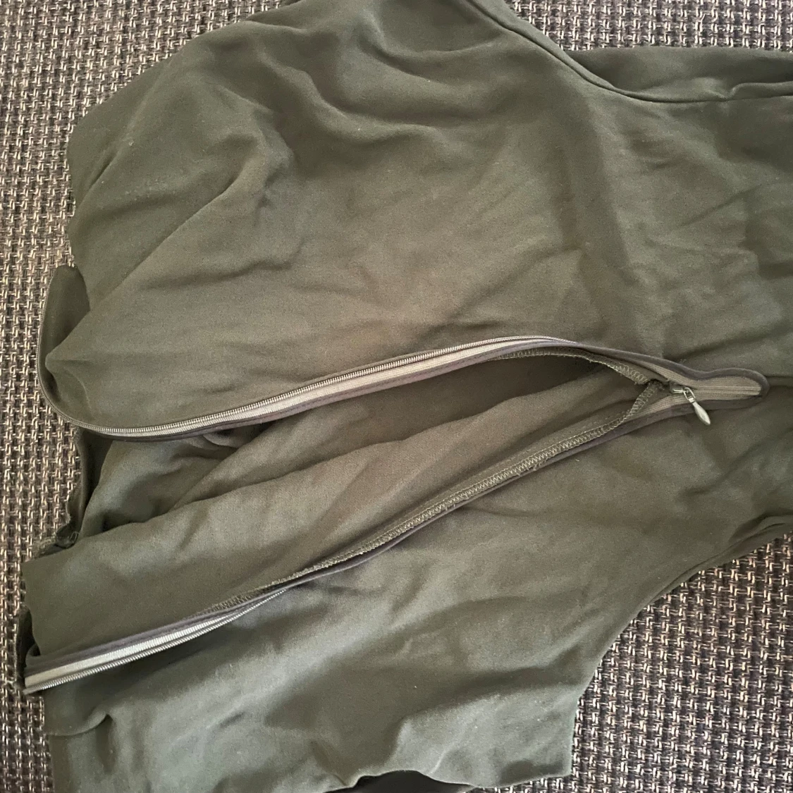 Armegrön klänning från Zara S - 2