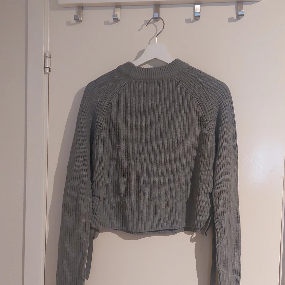 Grå stickad tröja från Even&Odd (xs) - 1