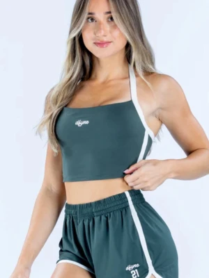 Dfyne 4th birthday halter topp - Dfyne 4th Birthday halter topp i storlek S, limited edition därav säljs den inte längre (mest lik färgen från dfyne’s hemsida). Använt fåtal gånger, inga synliga defekter. Nypris: 39$, 