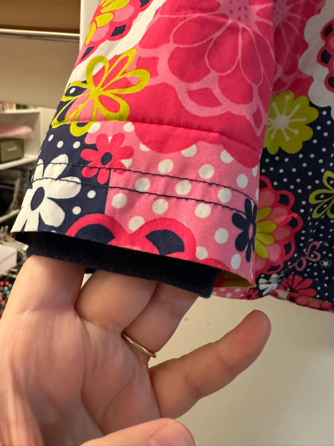 Blommig vårjacka  med rosa foder strl: 122 - 6