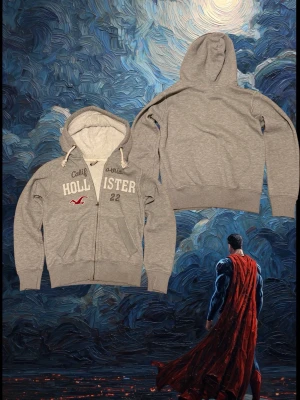 Hollister zip up hoodie XS Sällsynt - Säljer en sjukt fet Hollister(sällsynt). Den är mjuk på insidan vilket gör den skön på vintern. Det står storlek L men är egentligen xs. Bara höra av sig vid frågor!