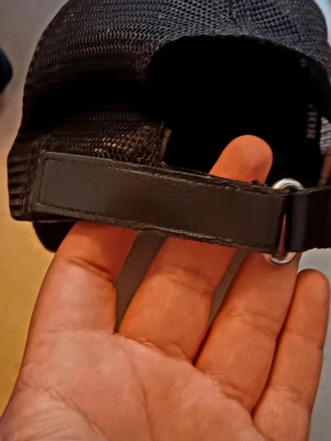 Svart meshkeps från Rovior - 2