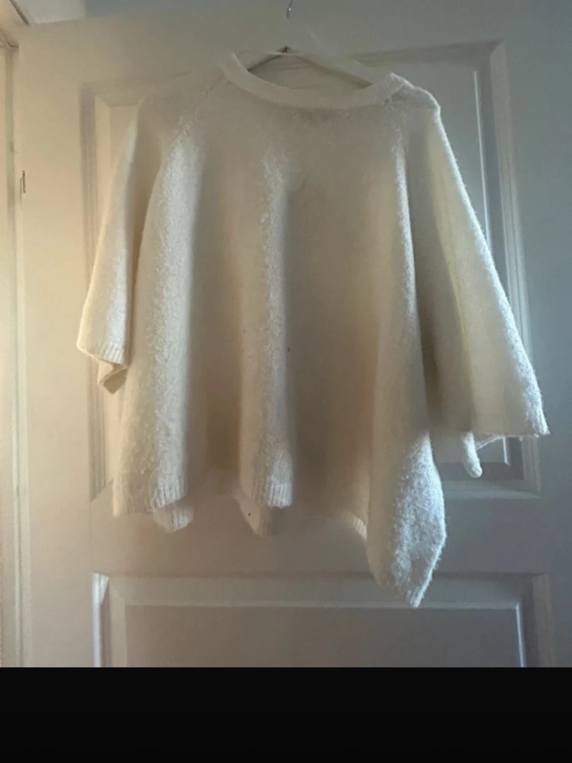 Vit stickad tröja från lager 157