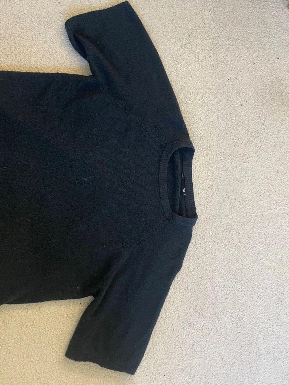 Marinblå stickad tröja  - 1