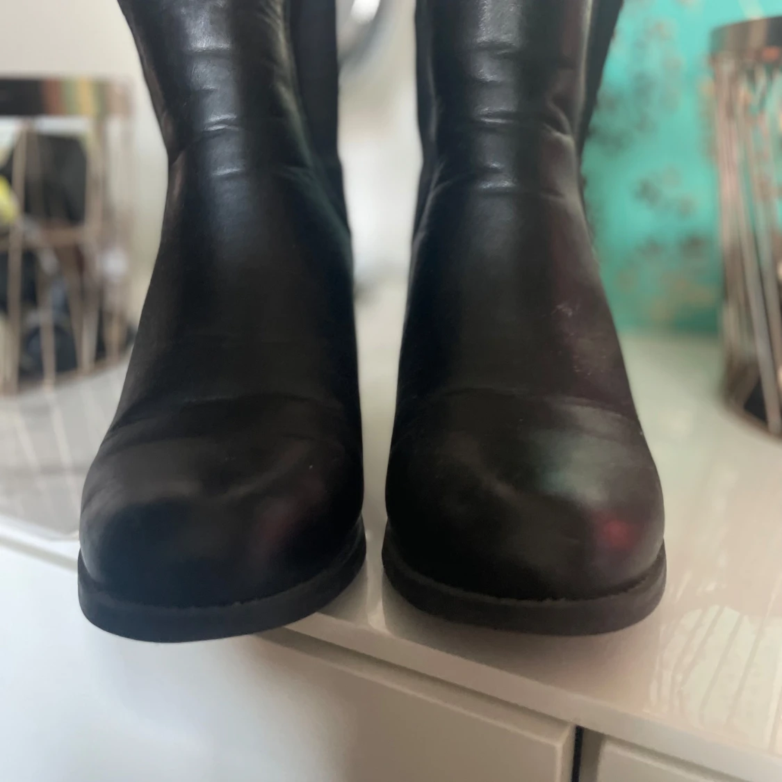Svarta chelsea boots med klack - 1