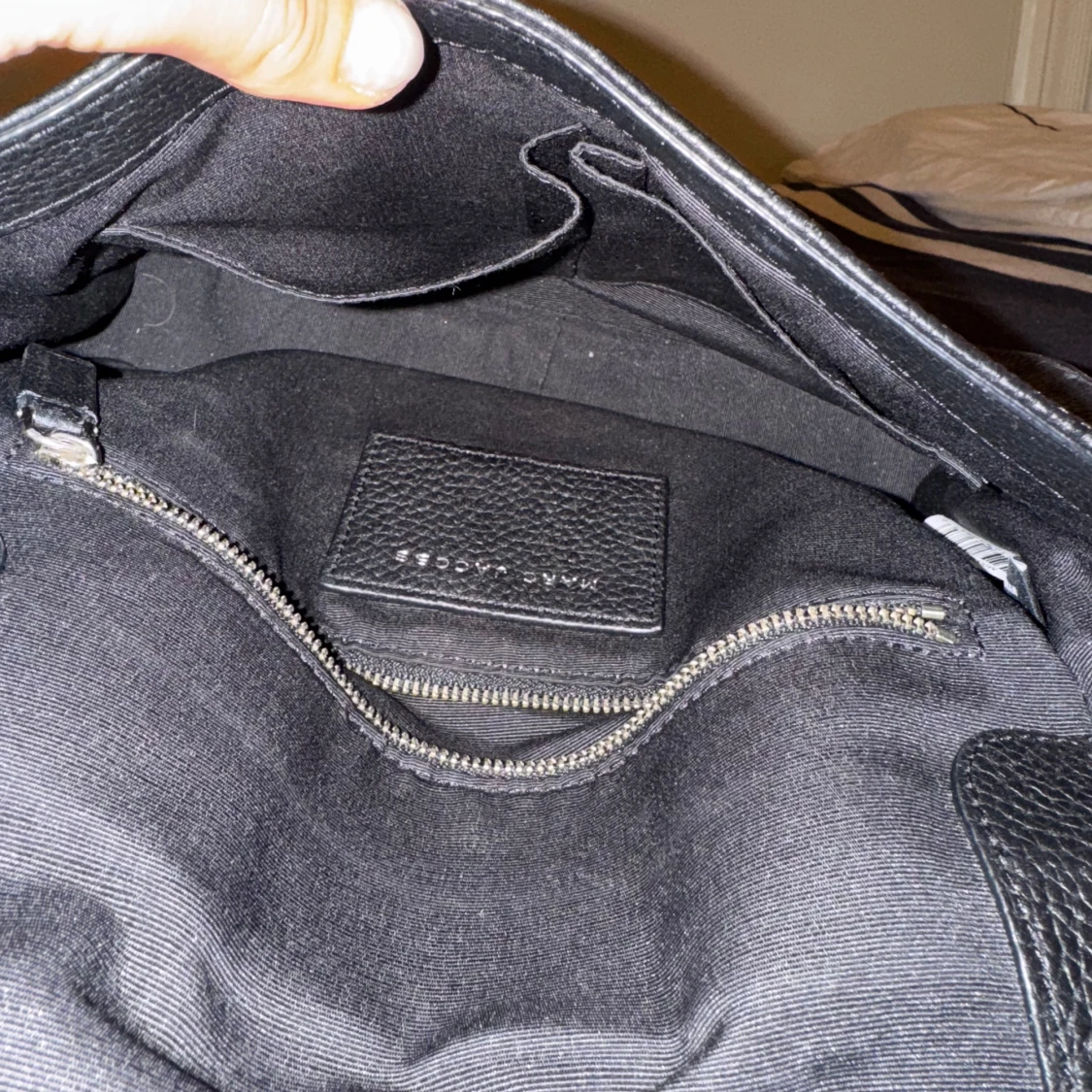 Svart axelväska från Marc Jacobs - 2