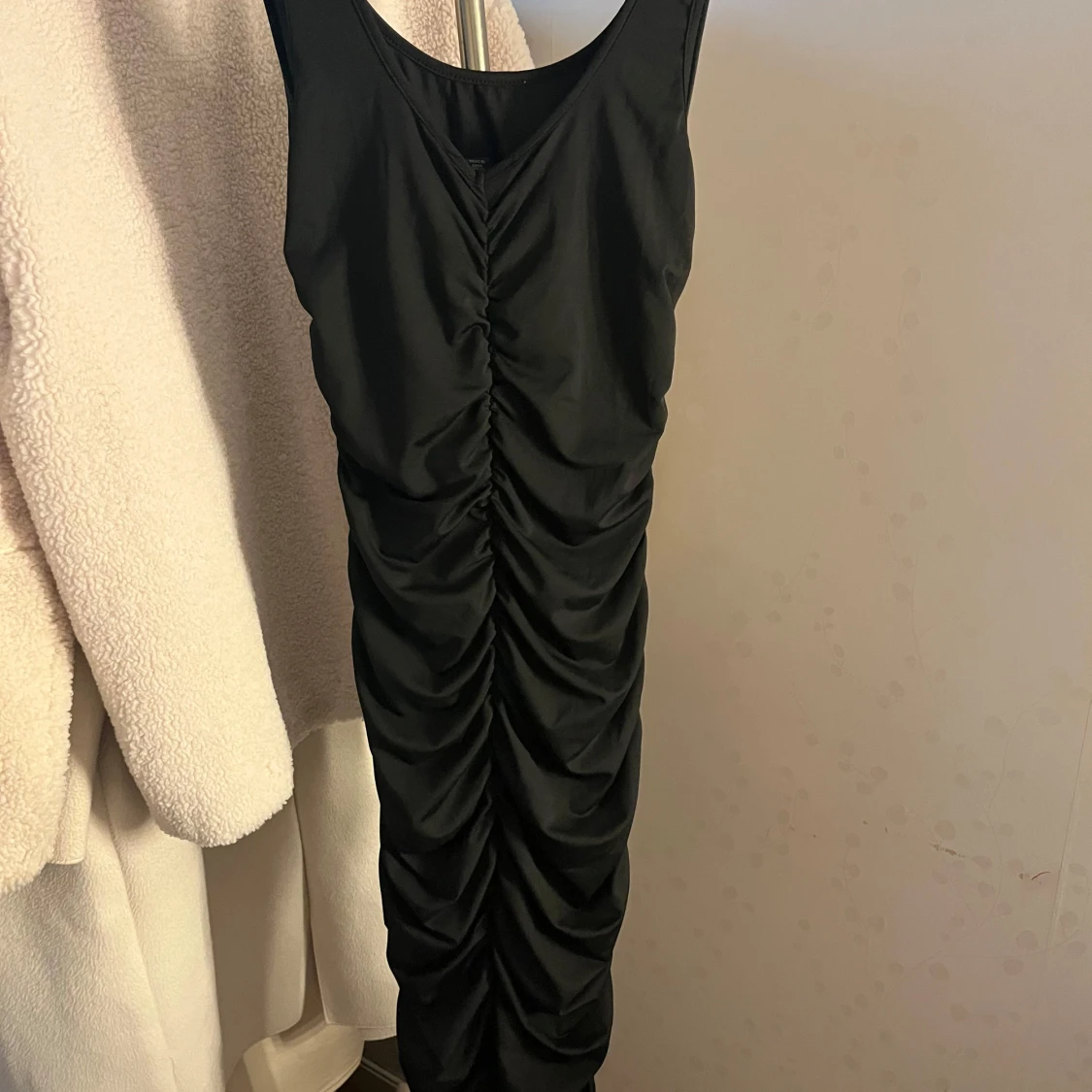 Svart långklänning från shien  - 1