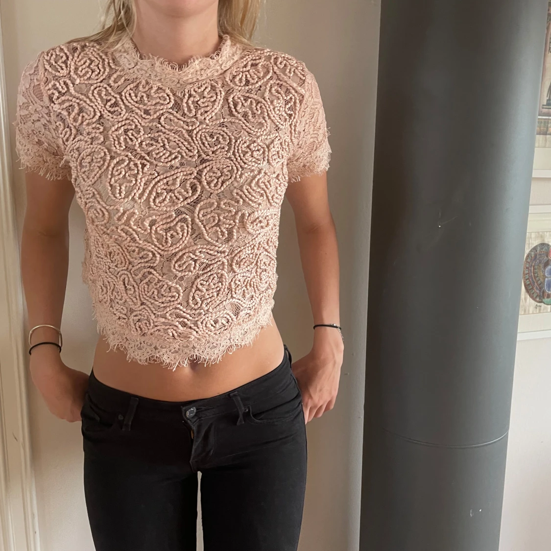 Zara ljusrosa spetsig croppad blus - 1