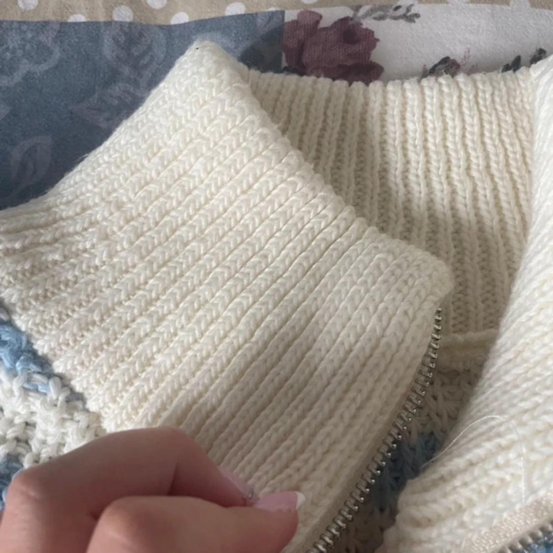 Randig stickad tröja Design by Si - 3