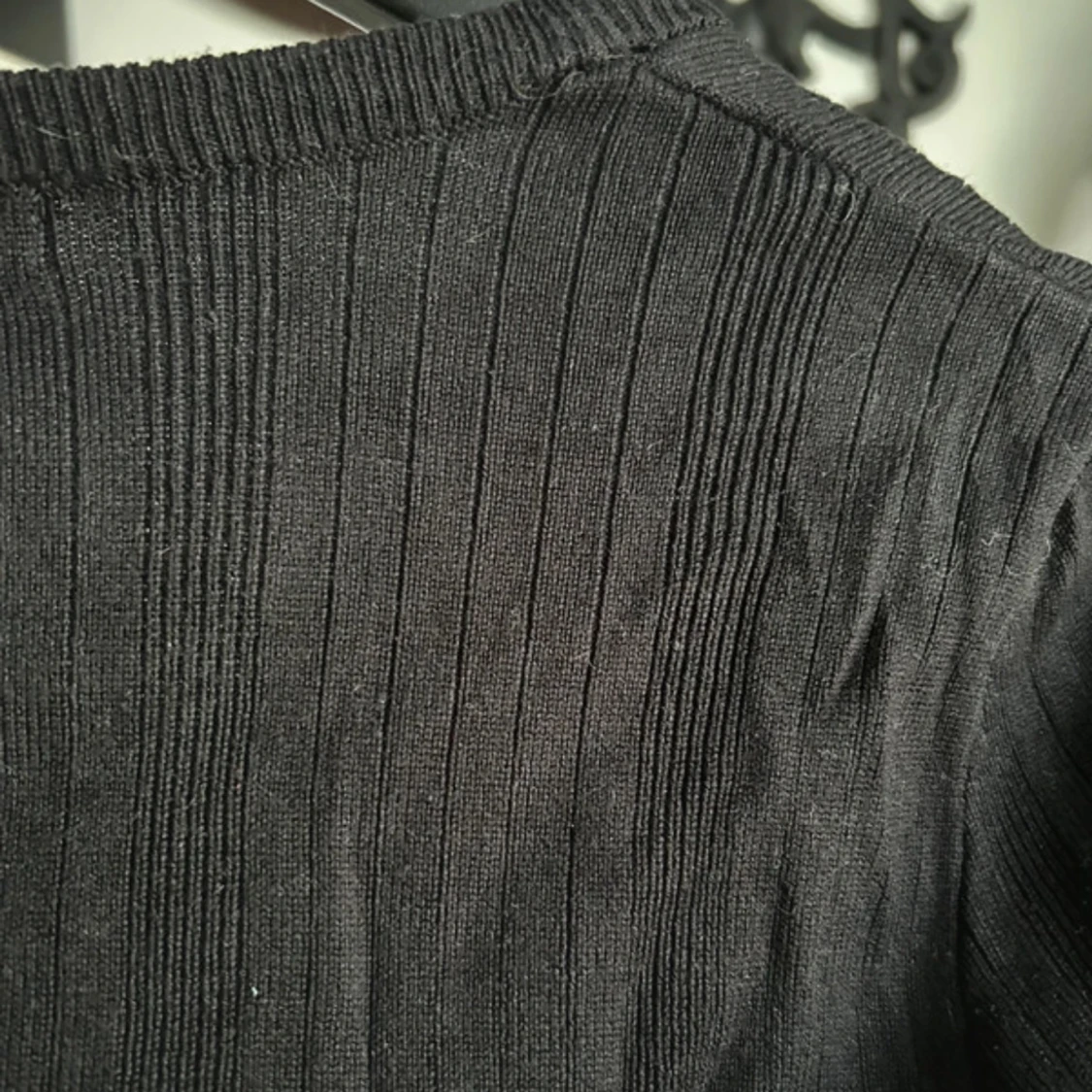 Svart ribbad tröja från The Black Label - 3